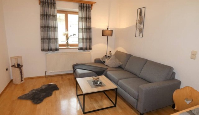 Ferienwohnung (60qm) mit Balkon, WLAN und Parkplatz in Wegscheid