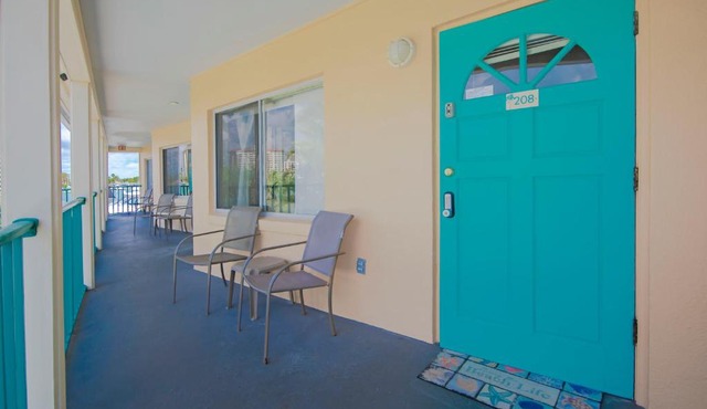 Five Palms Suite 208 - Daily - Weekly - Monthly