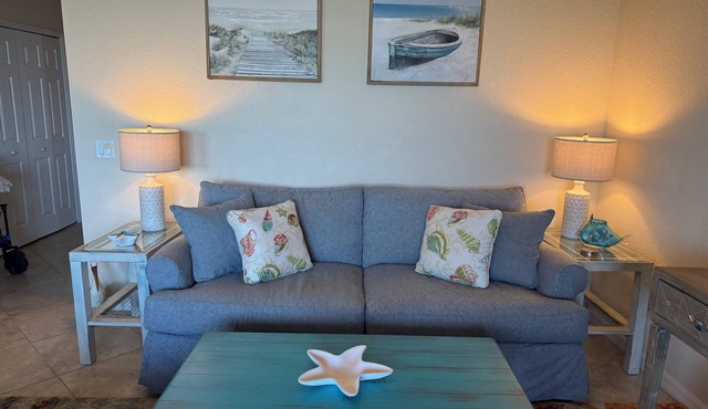 Fourth floor unit with GREAT views of the Manatee River. Recently redecorated!