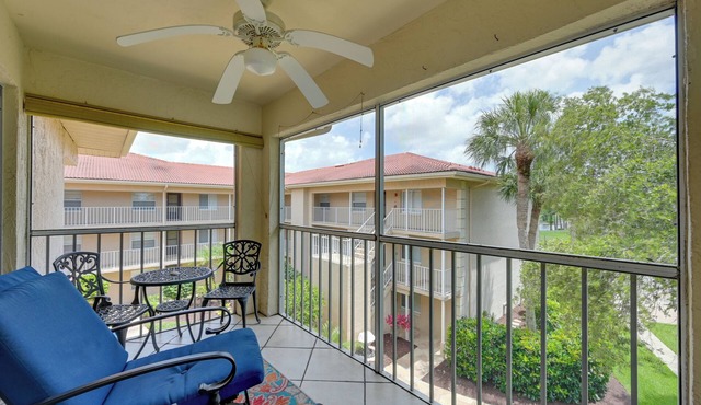 Golf On-Site! Extended Stay 4 Mi to Dtwn Naples