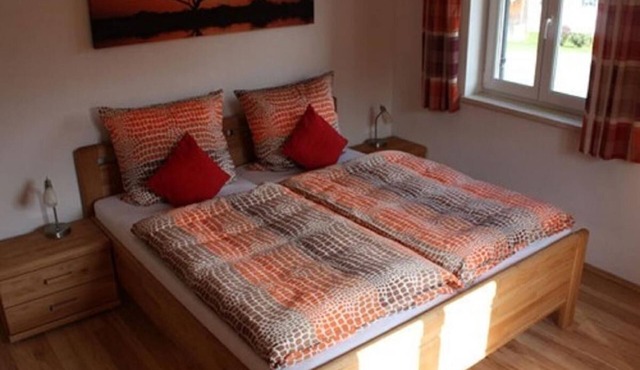 Große 120qm Ferienwohnung, 5-Sterne Niveau, mit Wohlfühloase in Winzer