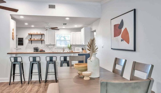 Heated Pool, Stylish Home | Grand Cypress Retreat in Clearwater