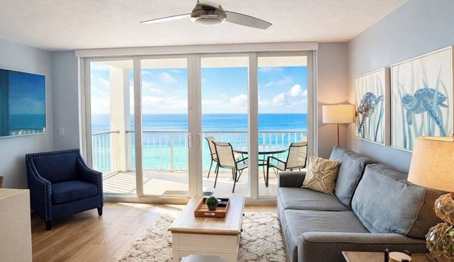 🐬 HIGHLY RATED! Remodeled Beachfront Apollo Condo, 9th Floor!