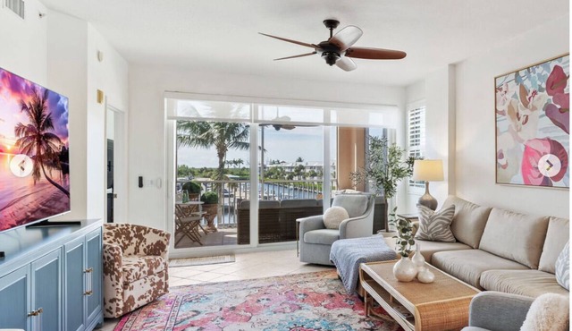 Ideal Tarpon Fishing condo with dock slip in Placida Florida!