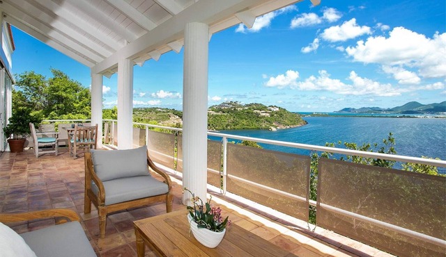 Jasper 3BR in Terres Basses