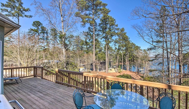 Lake House on Deep Water Cove w/Dock in Appling