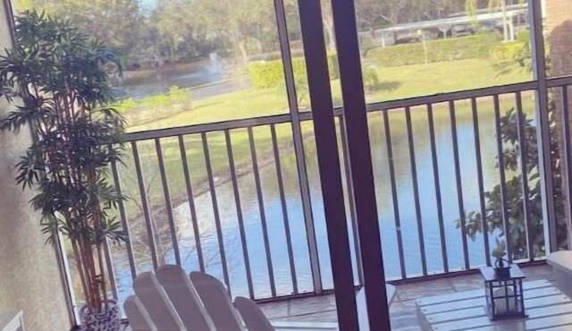 Lakefront Naples Paradise