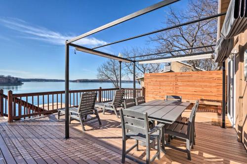 Lakefront Ozarks Home: Deck + Boat Dock! in Linn Creek