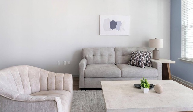 Landing | Chic 1BD in The Forum