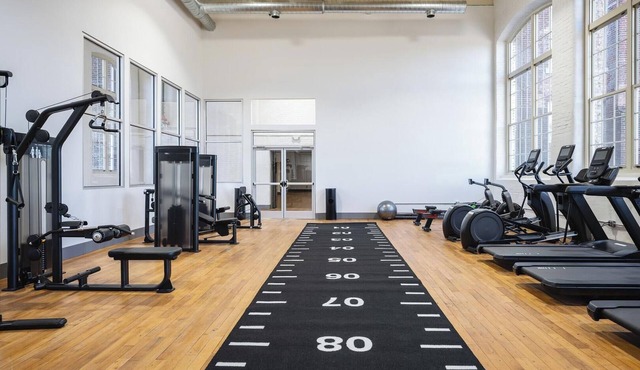 Landing | Chic 3BD, Gym, Yoga Studio