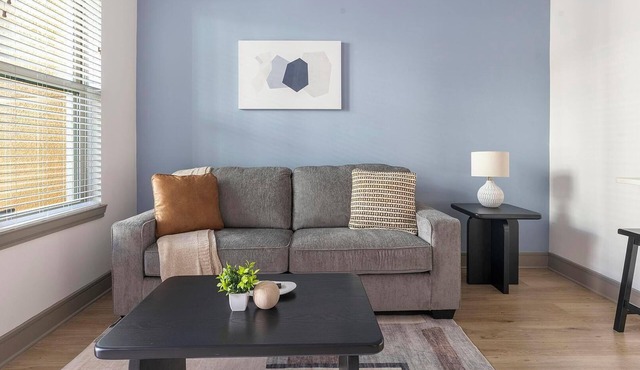 Landing | Spectacular 1BD, Courtyard, Clubhouse