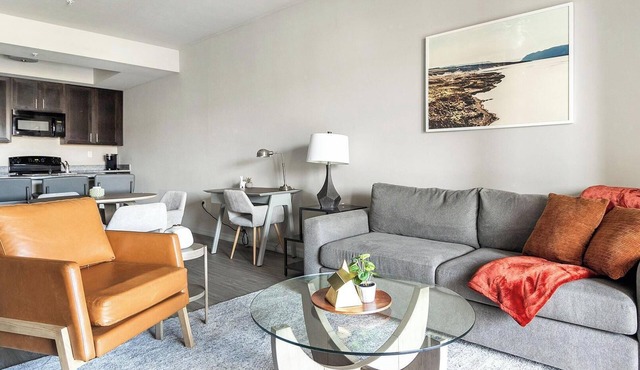 Landing | Spectacular 1BD, Courtyard, Game Room