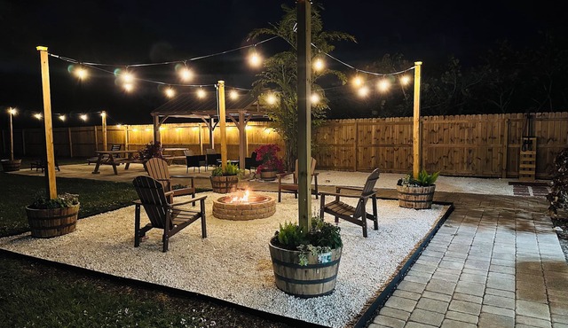 Linda’s Beach House, Venice - 3 min to the beach. Family friendly retreat