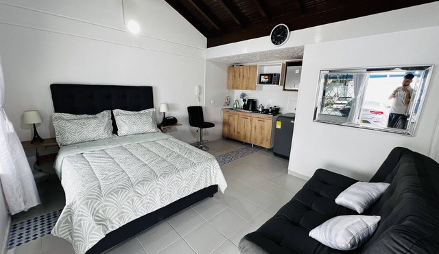 Loft Moderno, Nuevo Completo Para Trabajar y Descansar in Piedecuesta