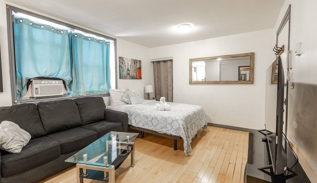 Lovely Apt Downtown Ottawa 28D in Ottawa