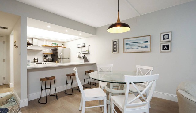 Lovely Vacation Rental Condo On Sanibel - Sundial F205