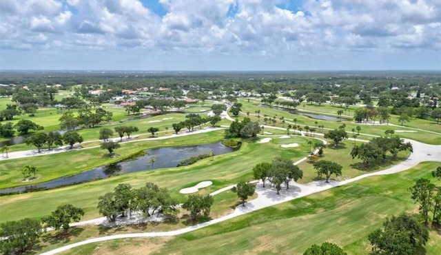 Luxury 2 bed room 2 bath apartment with Golf View