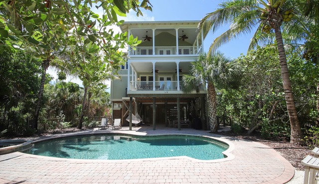 Luxury Island living!