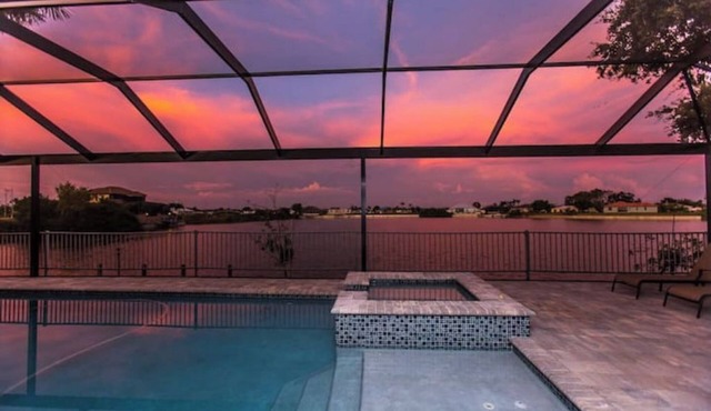 Luxury Villa with gorgeous sunrise lake view