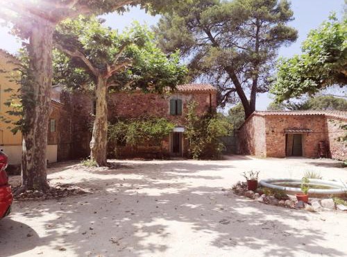 Maison de plain-pied 10 couchages in La Crau