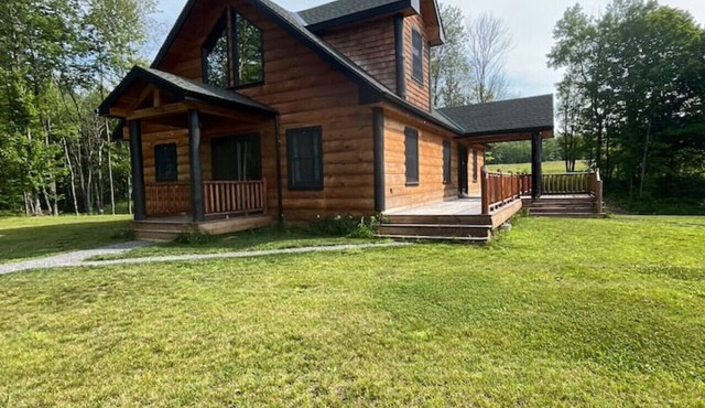 Meadow Ridge Lodge & Apartment for Large Groups in Altmar