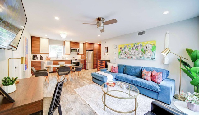 Modern Myers Park 1BR · Ground Floor · Free Parking · near Atrium CMC & Uptown in Charlotte