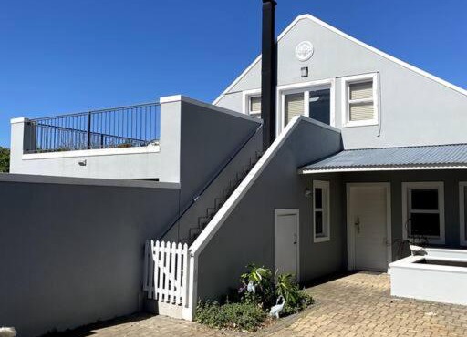 Myrtle Loft in Cape Town