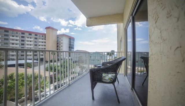 NEWLY RENOVATED! Beach Condo with Luxury Amenities