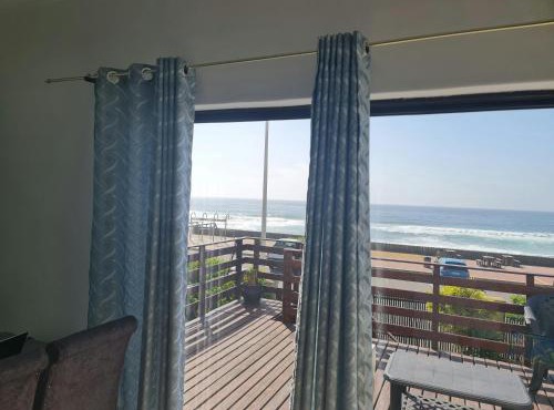 Oceans Breeze - Unit 2 Second floor in Durban