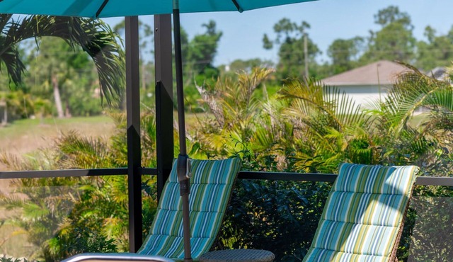 Outdoor Shower, Lanai, Heated Pool, 4 TVs, PRIVATE, 10 MI to Beach