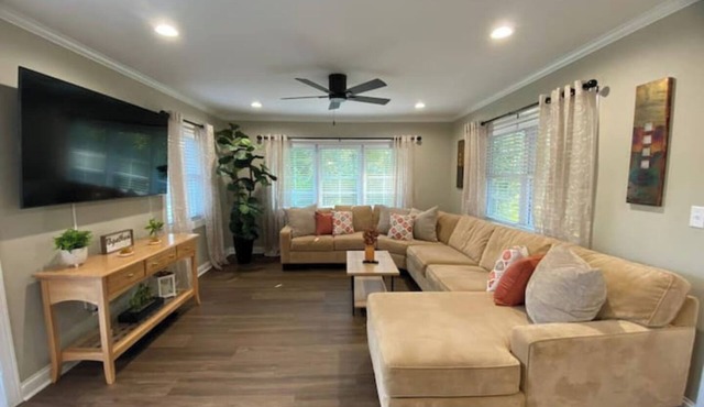 Peaceful Home in Warren