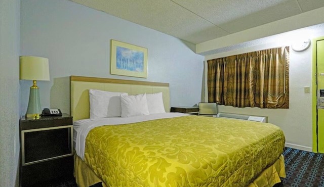 Pet-Friendly King Room near Brookville Historical Society | Free Parking in Montgomery County