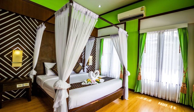 Phi Phi Andaman Beach Resort in Ko Phi Phi