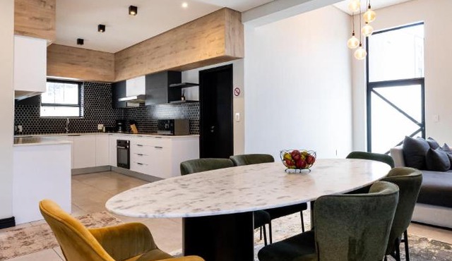 Phoenix Home in Cape Town