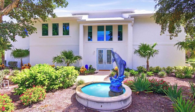 Pine Sanibel - Where Beachfront Living Meets a Boater’s Paradise