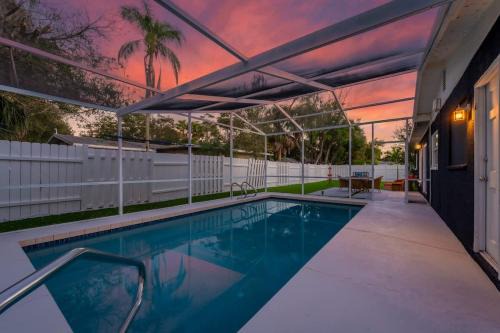 Pool - Near Beach - Outdoor Games for Family - Close to DT - VR24-00067