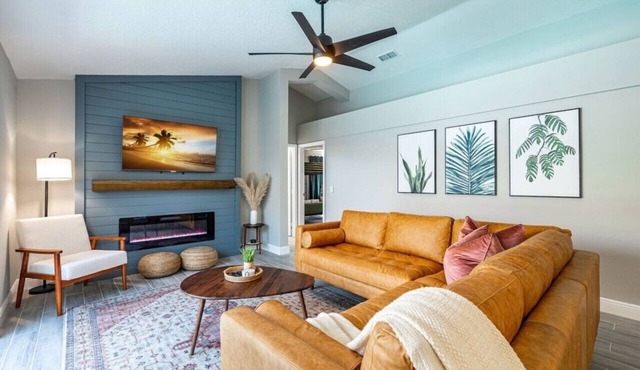 Private Coastal Getaway to Connect and Celebrate in Palm Harbor