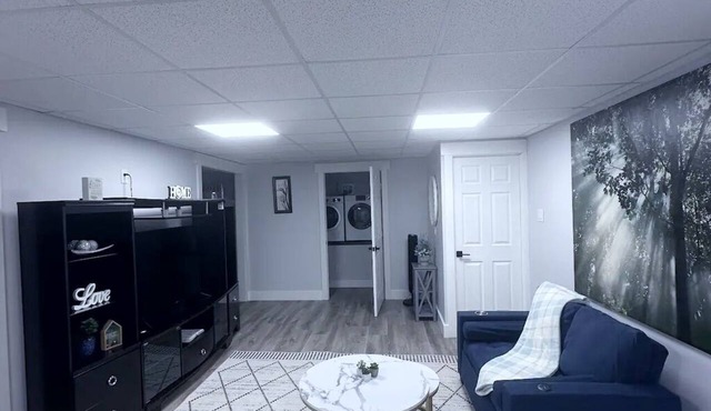 Private Luxury Suite 2BR Full Kitchen Sleeps 5 in Buford