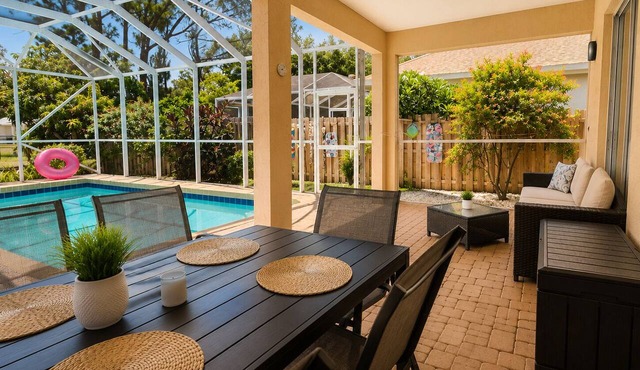 Private Pool Home Near Siesta Key