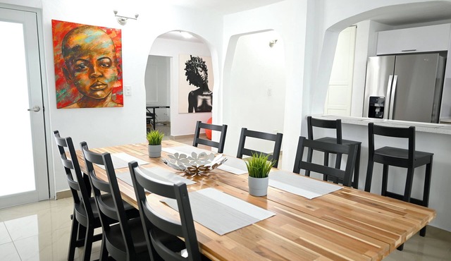 Private pool house/Walk to the beach/Fast Wi-fi in Loíza