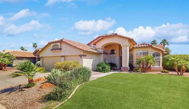Private Pool, Yard & Pool Table! 'Avondale Abode' in Avondale
