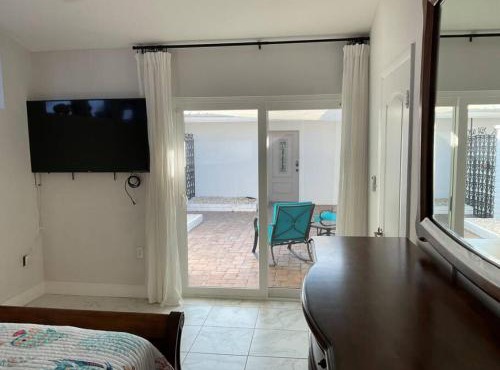 Punta Gorda Getaway - Close to the airport and downtown