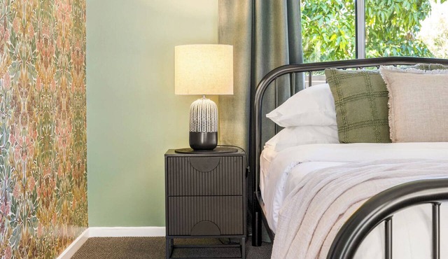 Quiet Hinterland Studio near Robina in Mudgeeraba