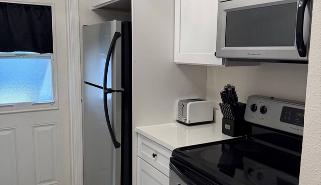 Rare 2-bedroom/2 bath condo in Davis Island - Tampa, Florida!