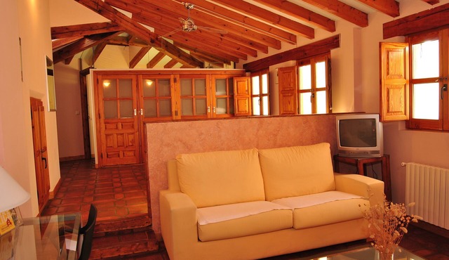RURAL HOTEL -POSADA RESTAURANTE in Belmonte de Tajo