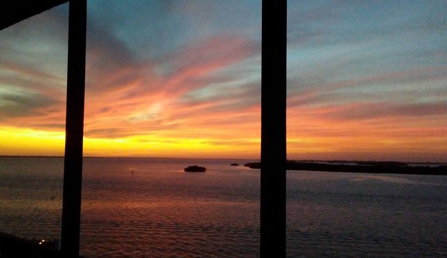 Sanibel Harbour Resort - Panoramic Beachfront Luxury 2/2 Condo!
