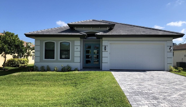 Seahorse House with POOL - Beautiful New Construction!