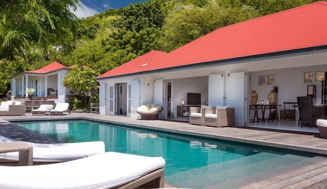 Serenity Luxury villa in Gustavia