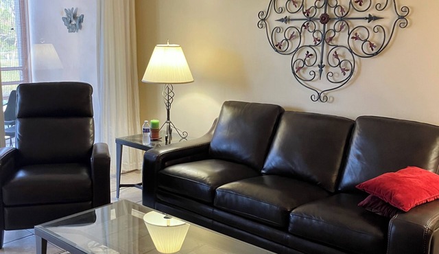 Spacious 2nd floor 2-bedroom condo in beautiful Palm Aire CC, Sarasota, FL