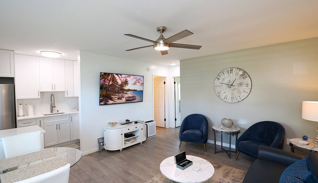 Stunning Fully Renovated 1-Bedroom Condo in the Heart of Marco Island